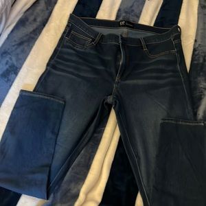 Gap, size 33, dark denim skinny jean